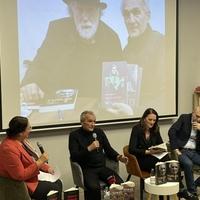 U Podgorici održano književno veče Ruždije Adžovića: Promovirao knjigu "SIDRAN - živjeti, svjedočiti epohu"