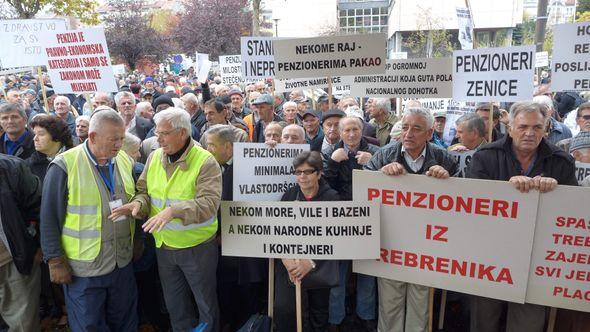 Prema posljednjim podacima, u BiH je 700.000 penzionera - Avaz