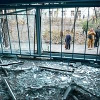Rusi projektilima napali Kijev: Dijelovi raketa pali na zgradu, najmanje dvije osobe ranjene