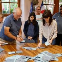 Poznati preliminarni rezultati izbora u Francuskoj: Šok za Makrona