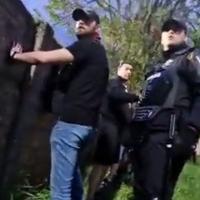 Policija prijetila navijačima Sarajeva: Šta gledaš ti, hoćeš da ti opalim šamarčinu?!