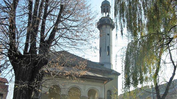 Behram-begova džamija u Tuzli - Avaz