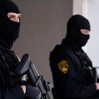 U toku velika akcija Tužilaštva KS i FUP-a: Pretresi na nekoliko lokacija, očekuju se više hapšenja