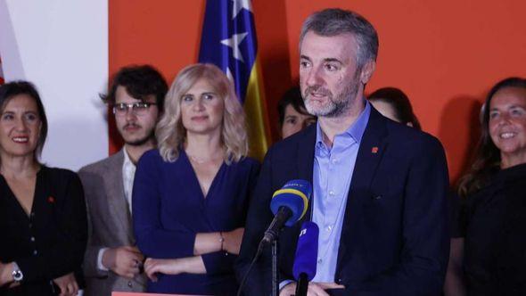 Oglasili se iz Naše stranke povodom presude Stanišiću i Simatoviću - Avaz