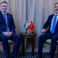 Bećirović i Fidan: Hvala Turskoj na ogromnoj podršci za usvajanje Rezolucije o genocidu u Srebrenici