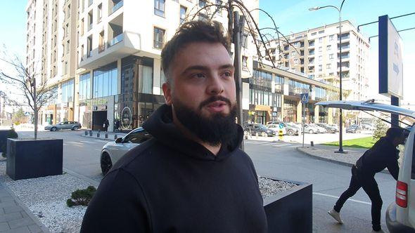 Sadik Hasanović, pjevač kojem je zabranjen ulazak u Srbiju, sada živi u Sarajevu