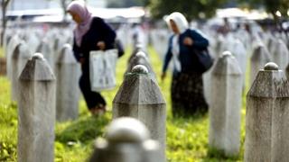 Re-exhumation of the remains of victims of genocide begins in Srebrenica