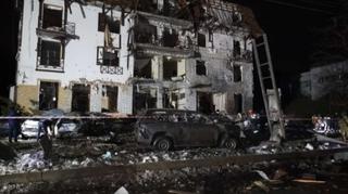 U ruskom raketnom napadu na stambeni blok u regiji Harkov dvoje ubijenih
