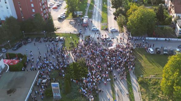 Sa protesta: Šaka jada podržala Dodika - Avaz