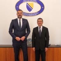 Ministar Konaković i ambasador Kine u BiH: Razgovarali o saradnji u oblastima ekonomije, obrazovanja i turizma
