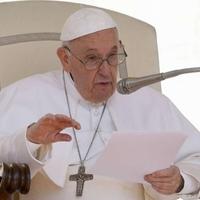 Papa Franjo traži od kardinala Zupija da provede mirovnu misiju za okončanje ukrajinskog rata