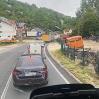 Nakon nesreće u Podorašcu: Vozač i suvozač Golfa teško povrijeđeni