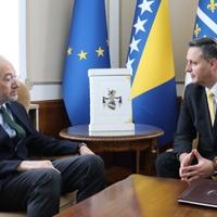 Bećirović s ambasadorom Girginom: Jačat ćemo prijateljstvo i saradnju BiH i Republike Turske