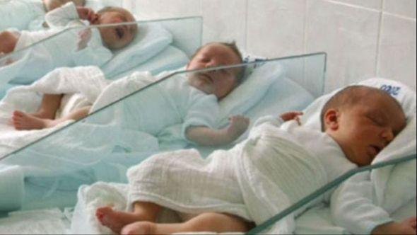 U Kantonalnoj bolnici "Dr. Irfan Ljubijankić" rođene su tri djevojčice i jedan dječak - Avaz