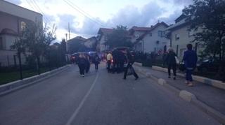 Teška nesreća u Sarajevu: Automobilom udario pješakinju, na terenu policija i hitna pomoć