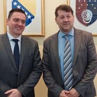 Novoimenovani ministar finansija KS Emir Dedović održao prvi radni sastanak