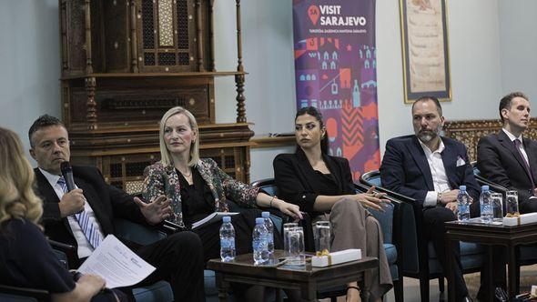Panel diskusija u Sarajevu - Avaz