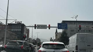 MUP KS rasporedio 20 ekipa u Sarajevu, semafori proradili u nekim dijelovima