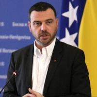 Magazinović: Usvajanje rezolucije o Srebrenici će biti eksplicitno ne revizionizmu i veličanju ratnih zločinaca