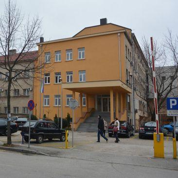 Đački dom: Sjedište Vlade HNK  - Avaz
