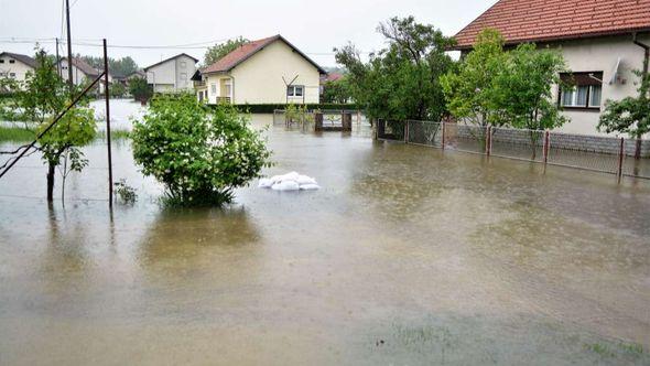 Poplave u Hrvatskoj - Avaz