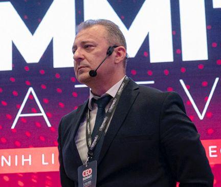 Cero: Apsurdna situacija - Avaz