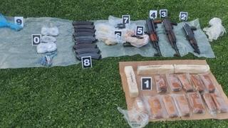 Oduzet arsenal oružja, detonatori i droga: Muškarac iz Bijeljine završio iza rešetaka