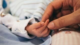 U ZDK-u 2022. rođeno samo 2.884 djece, prvi put broj novorođene djece pao ispod 3.000