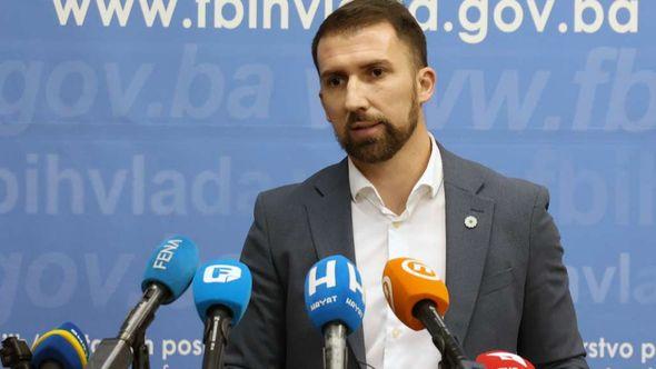 Federalni ministar rada i socijalne politike Adnan Delić - Avaz