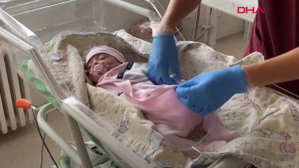 Beba Nergisa i Cumale Bakajli bila je na liječenju u bolnici  - Avaz