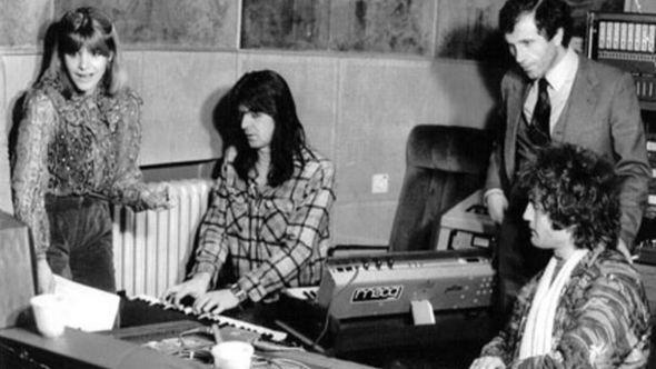 Hanka i Mufta u studiju s Lazom Ristovskim i Milićem Vukašinovićem početkom 80-ih godina   - Avaz