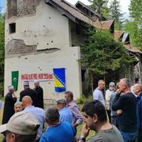 Obilježena 32. godišnjica zločina nad Bošnjacima: Poziv komšijama da otkriju lokacije sa posmrtnim ostacima žrtava