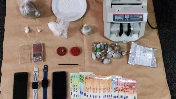 Policija je zalijenila veće količine droge - Avaz