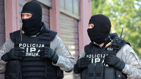 SIPA uhapsila tri osobe - Avaz