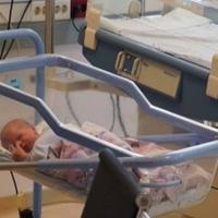 Na UKC Tuzla rođene dvije, u Bihaću jedna beba