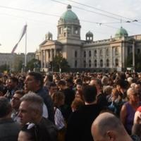 Veliki broj građana stigao u Beograd na skup "Srbija nade"