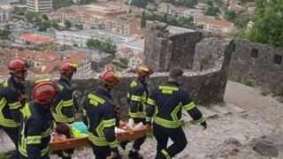 Nije svačije po bedemima hodat: Kineskinja pala u Kotoru, vatrogasci je spašavali