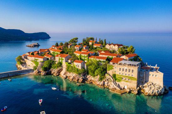 Montenegro Travel - Avaz