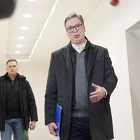 Vučić stigao u sjedište SNS-a, poručio šta očekuje od izbora