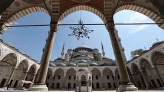 Istanbul: Plava džamija otvorila vrata za vjernike nakon petogodišnje restauracije