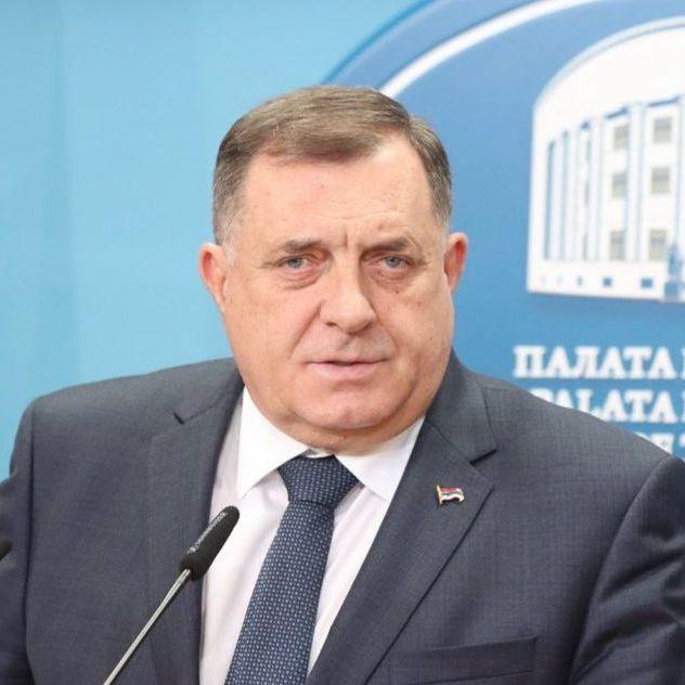 Dodik: Političari iz Sarajeva su nepismeni, slijepo podržavaju Ukrajinu