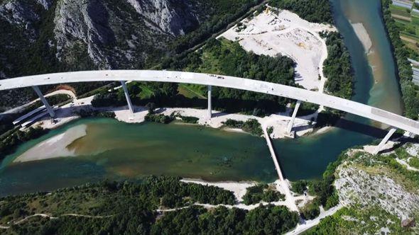 Most Počitelj - Avaz