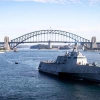Američka mornarica uplovila u Sidnej: "Ponaša se kao san"