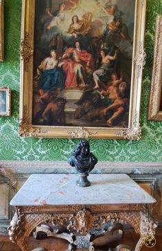 U Versajskom dvorcu se nalaze brojna djela najpoznatijih svjetskih umjetnika - Avaz