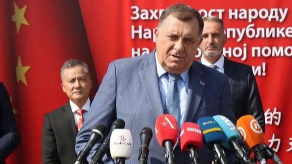 Dodik: Bosna i Hercegovina se treba raspasti da bi se izbjegli sukobi - Avaz
