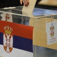 Građani Srbije danas biraju vlast u Beogradu i još 88 gradova i opština