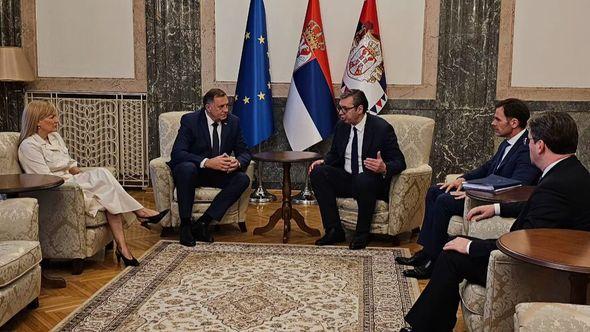 Sa sastanka Vučića i Dodika - Avaz
