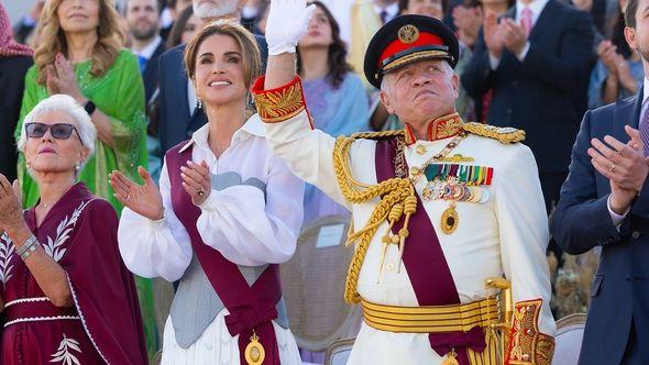 Kraljica Ranija na ceremoniji - Avaz