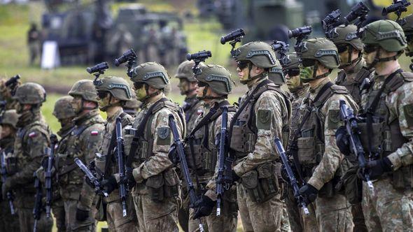 Poljska spremna povećati broj vojnika na granici - Avaz