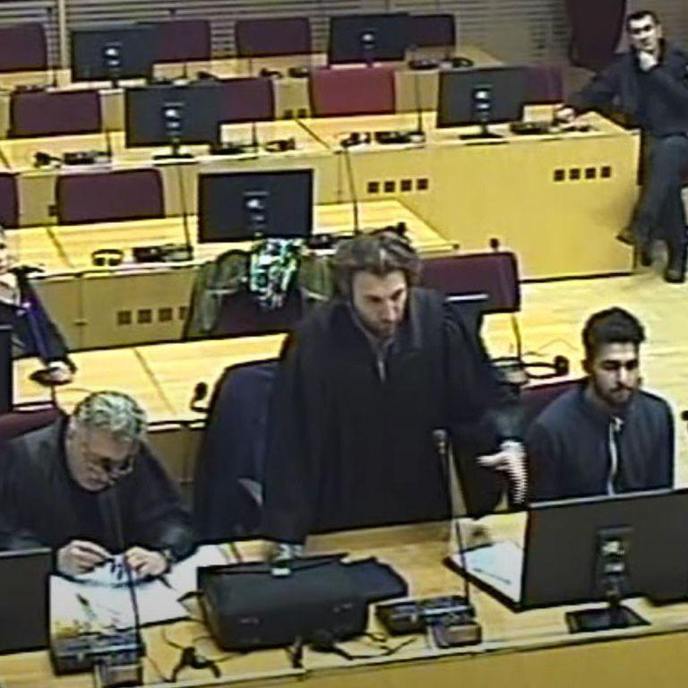 Video iz sudnice / Evo kako izgleda osumnjičeni za ubistvo na Stupu kojeg traži Švedska